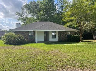 117 Tanglewood Dr, Carriere, MS 39426