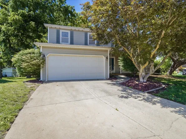 1301 Chadwick Dr, Normal, IL 61761