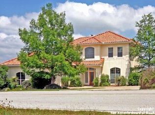 417 Paradise Point Dr, Boerne, TX 78006