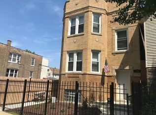 4208 W Thomas St, Chicago, IL 60651