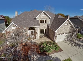 3558 Monarch Cir, Naperville, IL 60564