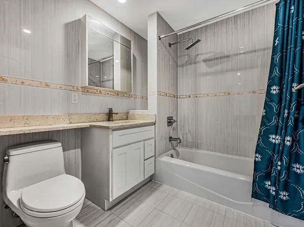 65-38 Austin Street image 6 of 16