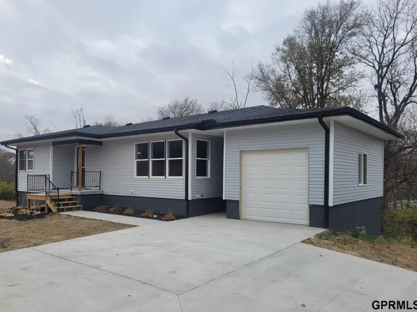 605 16th Ave, Plattsmouth, NE 68048