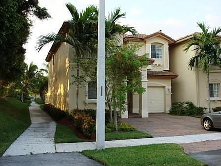 1st image of 11661 NW 68th Ter