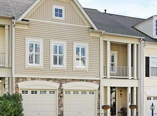 23228 Grayling Ter, Ashburn, VA 20148