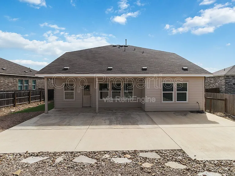 31821 Nimbus Dr — Photo 40