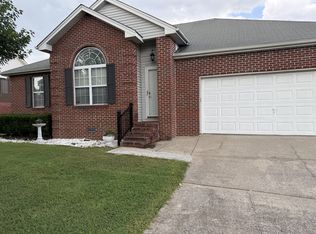 305 Valley Ct, Smyrna, TN 37167