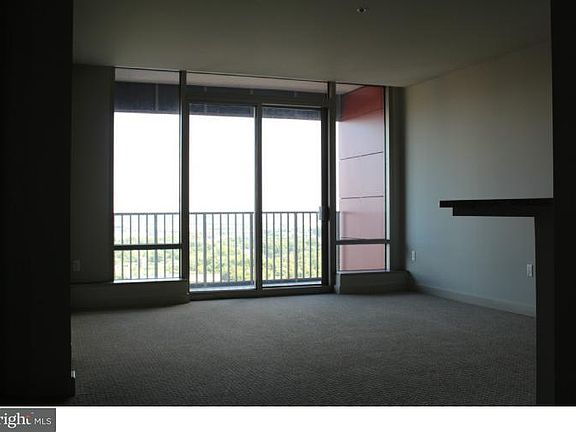 3rd image of 105 Christina Landing Dr APT 2204