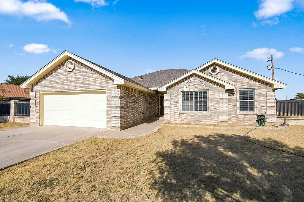 4 bed, 2.0 bath, 1839 sqft, $3,000 — Photo 4