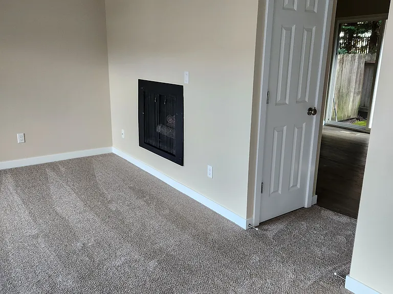 Menlo Parc Apartments — Photo 7