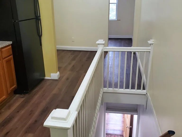 2B Apt