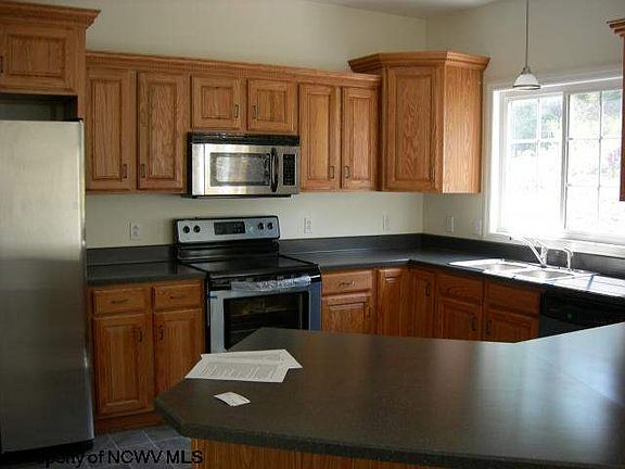 4th image of 1002 W Canyon Dr