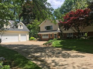 1421 Steese Rd, Uniontown, OH 44685