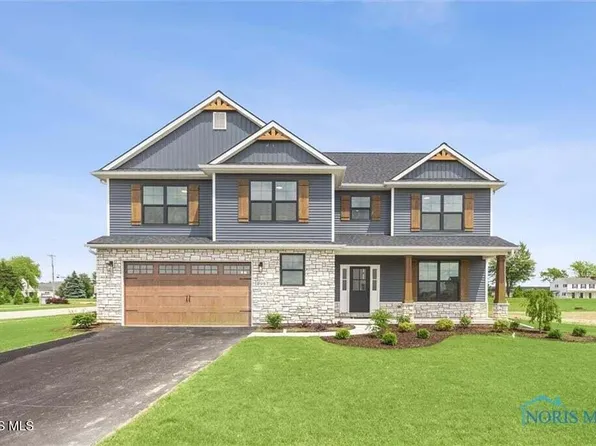 999 Stoneleigh Dr, Perrysburg, OH 43551