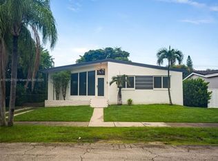 8251 SW 30th St, Miami, FL 33155