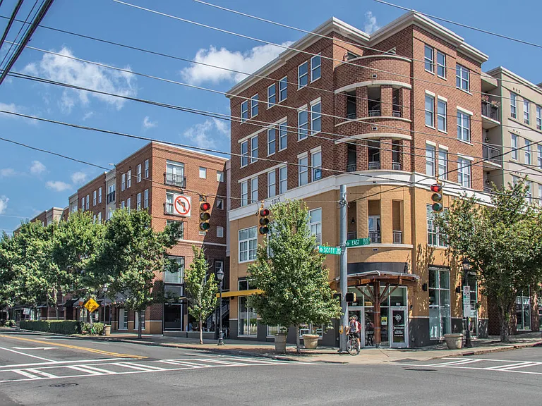 525 East Blvd — Photo 26