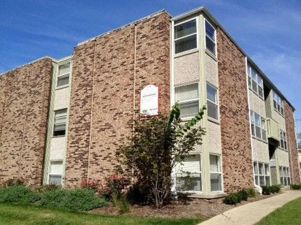 508 E Stoughton St #182, Champaign, IL 61820