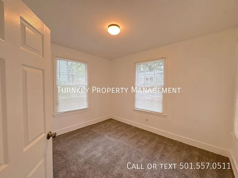 5005 W 31st St — Photo 5