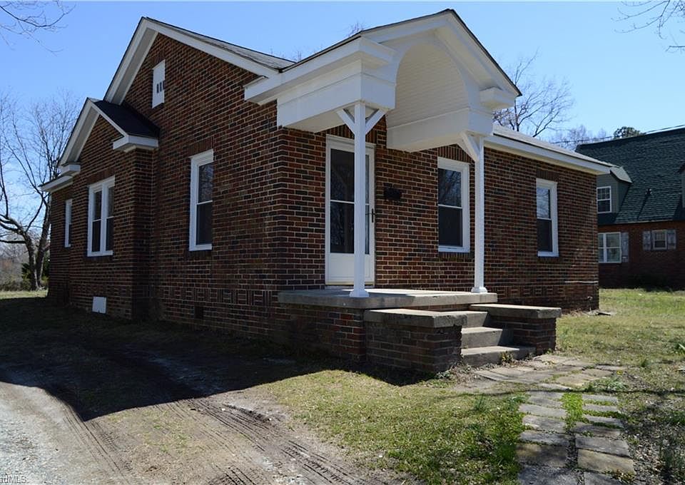 1st image of 1304 Elwell Ave