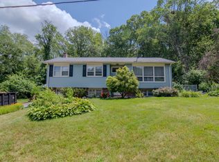 26 Hillside Vw, Killingly, CT 06239