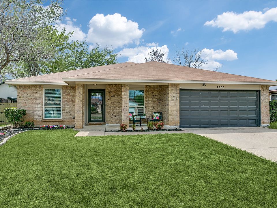 1st image of 2933 Beachtree Ln