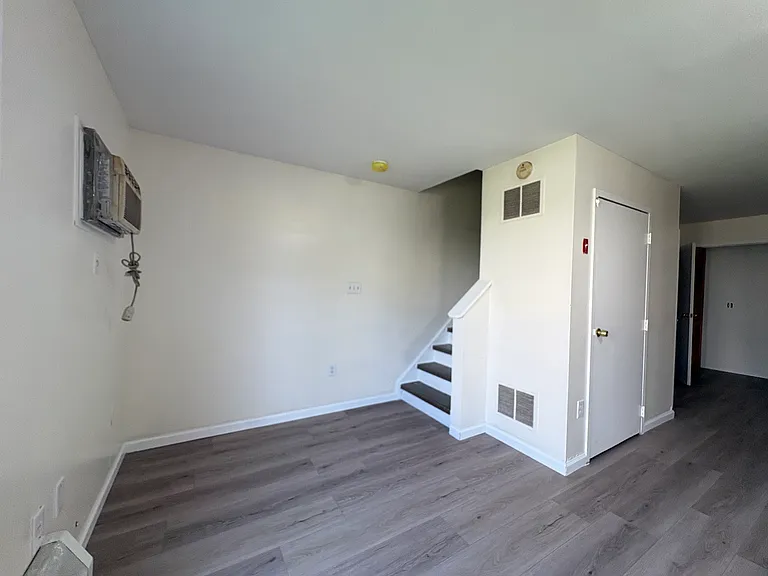 174 Dwight St #1 — Photo 7
