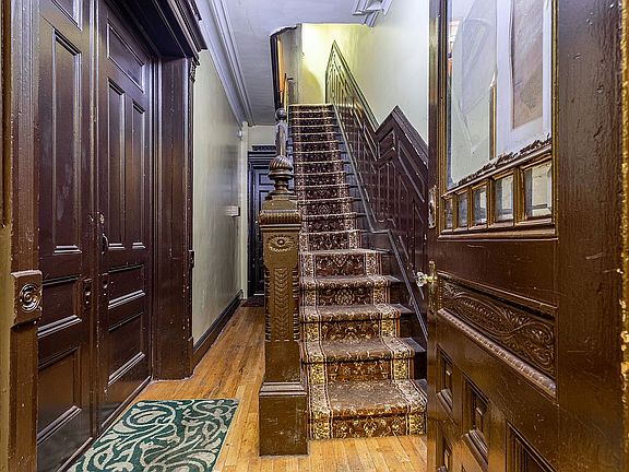 5th image of 464 Quincy St