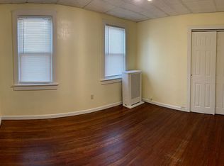 409 Columbus Ave, Trenton, NJ 08629