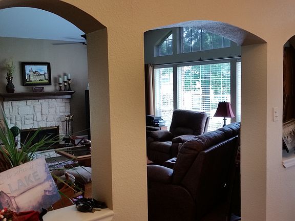 Entry to Family Room