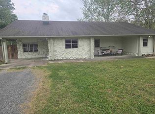 3801 W Tyler St, Conway, AR 72034