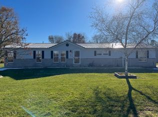 1150 E Summer St, Paxton, IL 60957