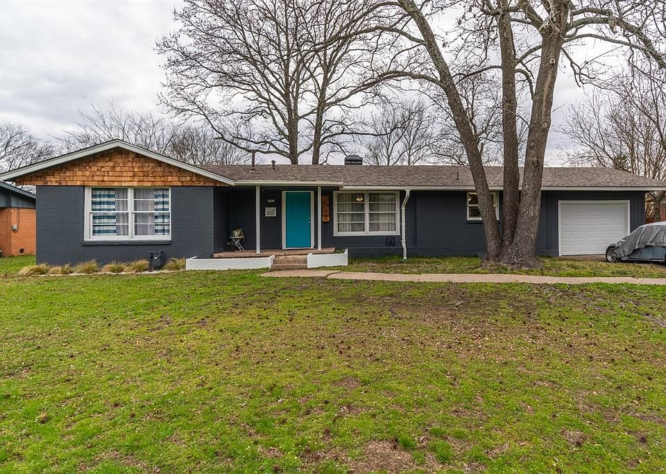 1st image of 219 Morris Dr