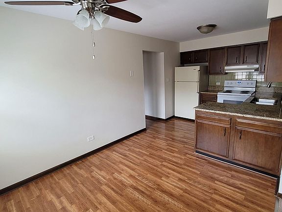 4th image of 4508 Park Ave #3C