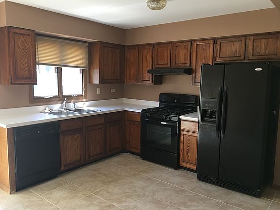 4th image of 347 22nd Ave APT C