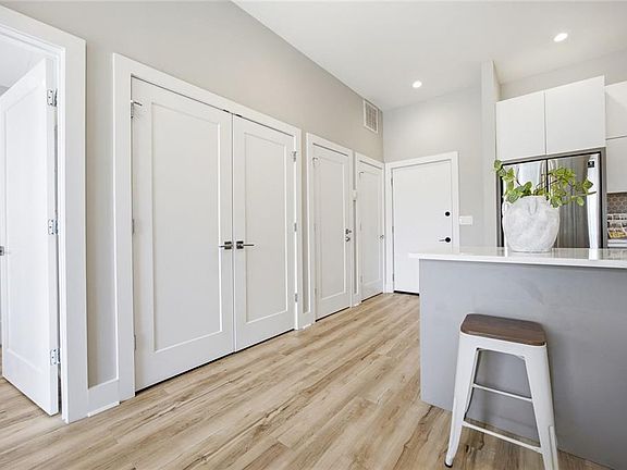 5th image of 1155 Custer Ave SE #201