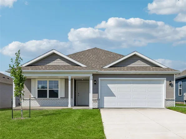 15211 Stonecrop Dr, Grimes, IA 50111