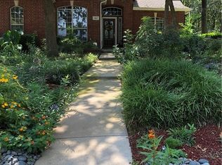 812 Whitetail Deer Ct, Crowley, TX 76036