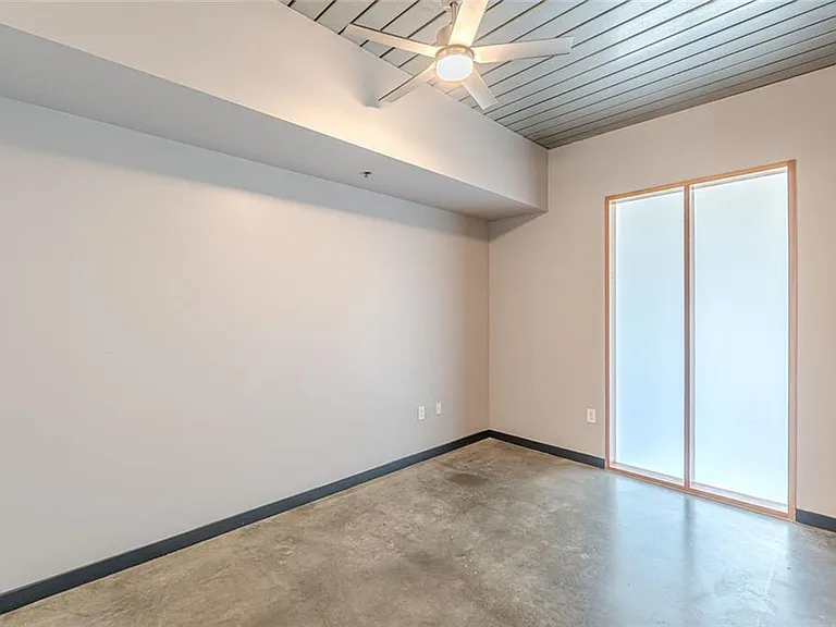 620 Glen Iris Dr NE #501 — Photo 35