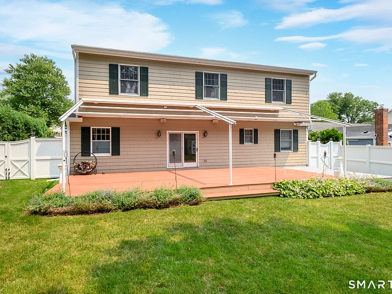 39 Kenilworth Dr W — Photo 21