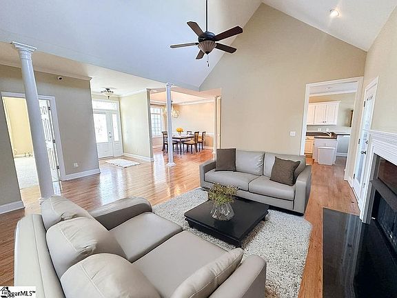 4th image of 600 Dills Farm Way