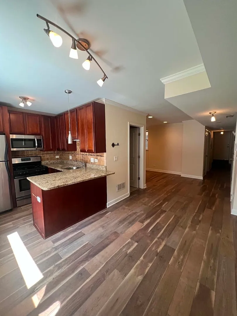 1 bed, $1,550 — Photo 2