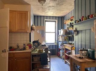 13 Humboldt St APT 2R, Brooklyn, NY 11206