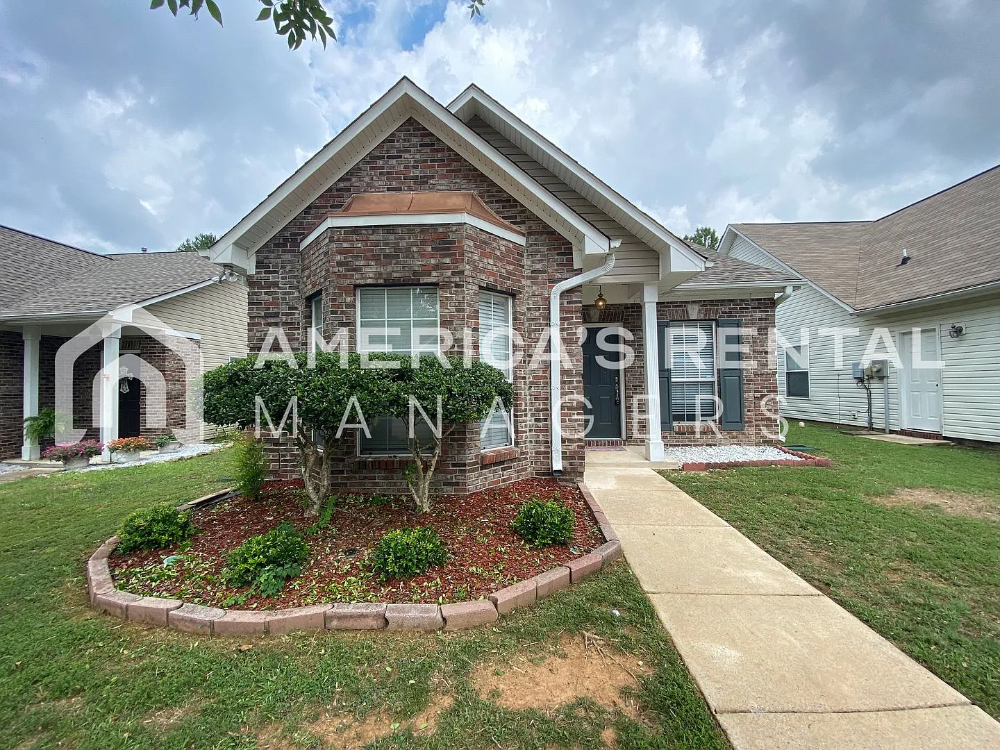 Home for rent in Hoover Available to View with 48 Hour Notice — Photo 1
