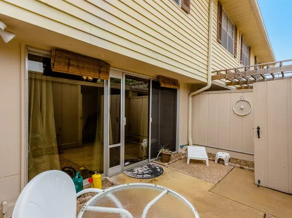 2418 Jamestown Mall #17, Houston, TX 77057