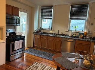 27 Stone Ave #2R, Somerville, MA 02143