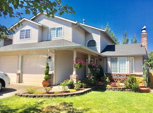 431 SE 17th St, Troutdale, OR 97060