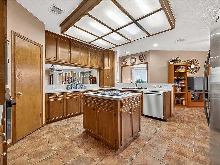 1623 Lake Arbor Dr — Photo 16