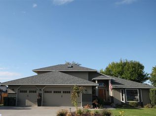 10208 W Argent Rd, Pasco, WA 99301