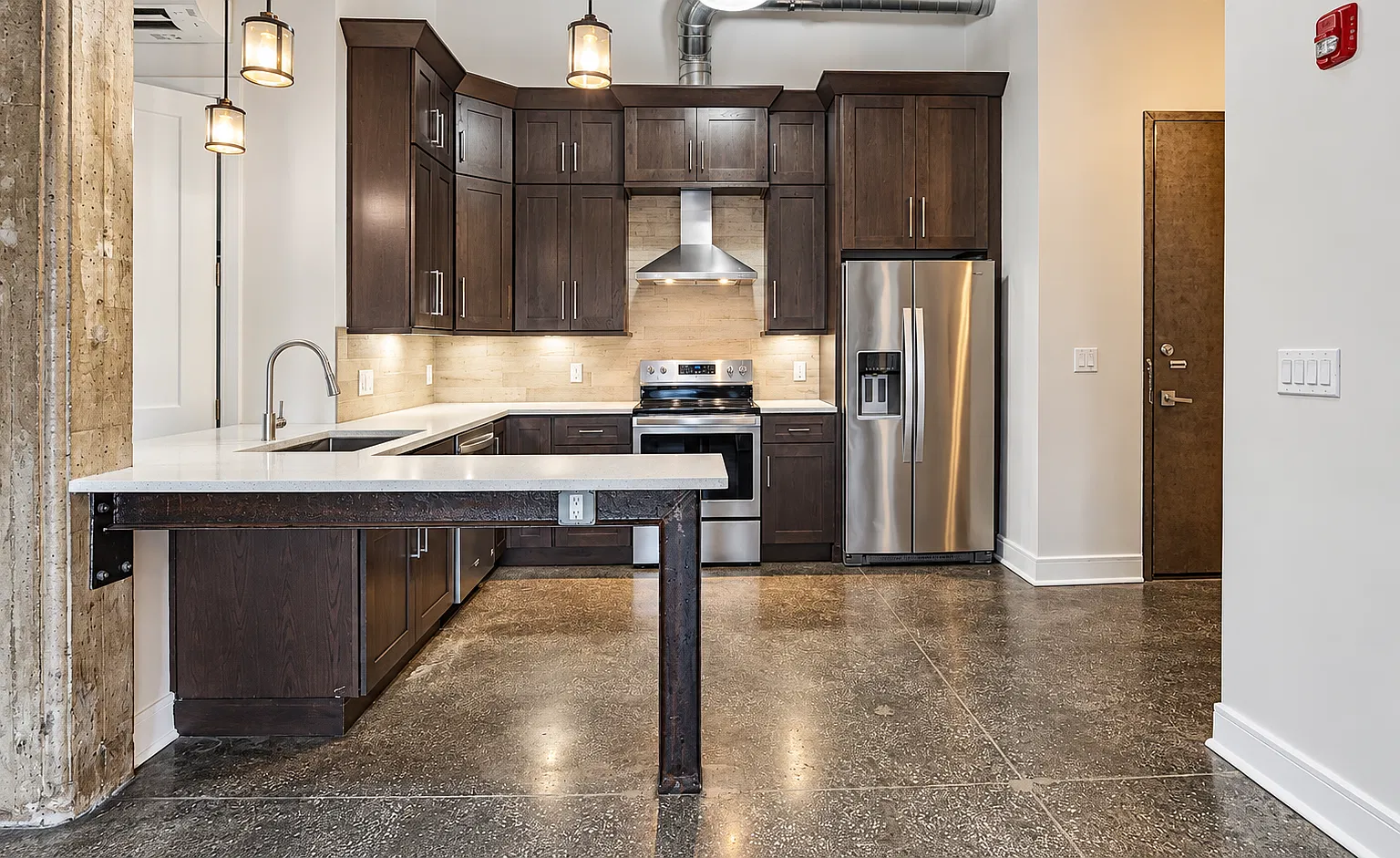 2 bed, $4,200 — Photo 3