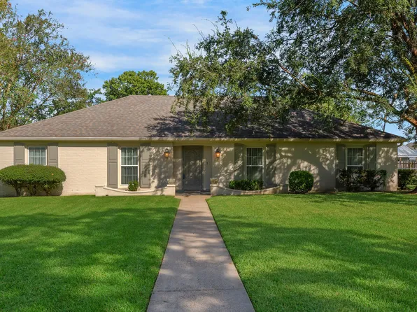 2 Renee Ave, Lafayette, LA 70503